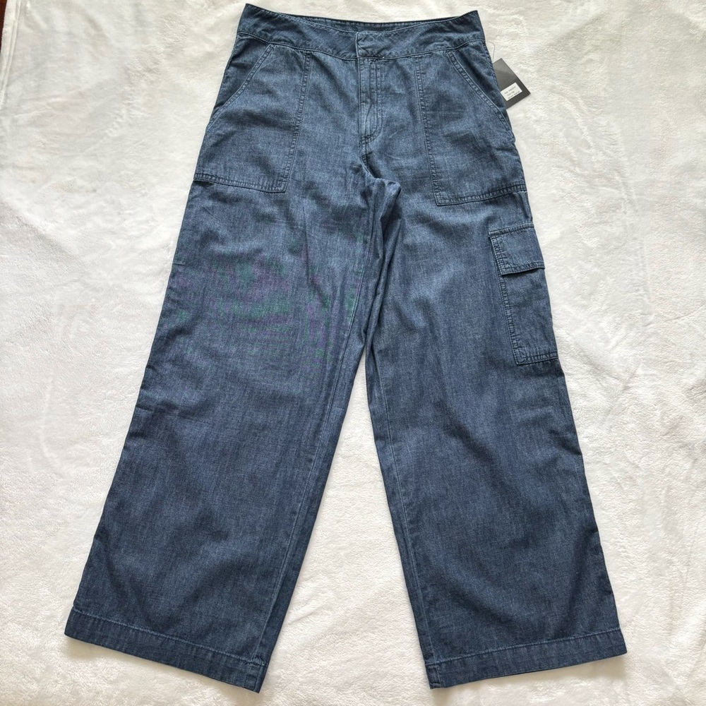 DKNY High Rise Wide Leg Lagoon Wash Cargo Trouser Jeans--NWT--8